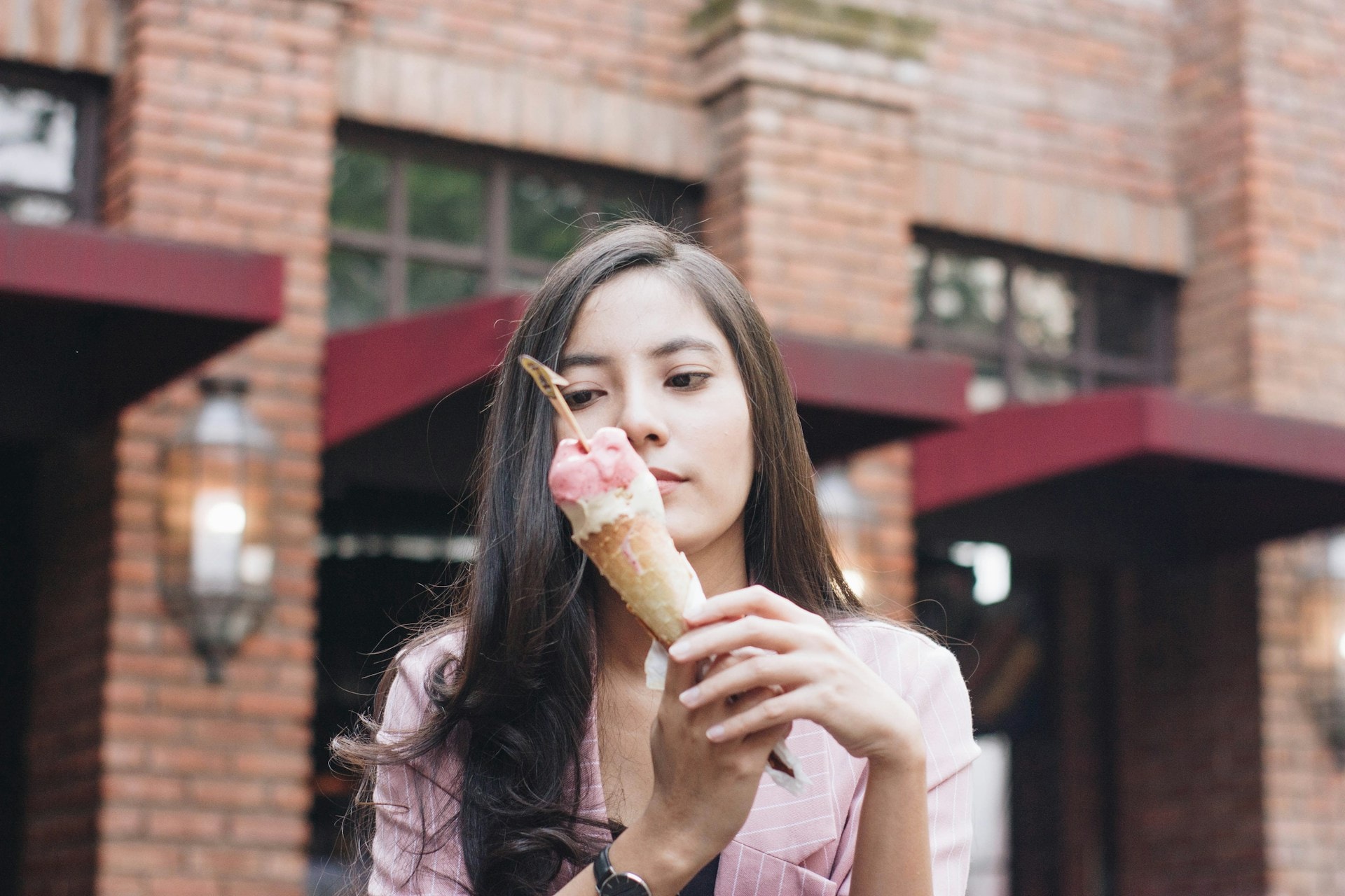 Cari Temen Makan Es Krim